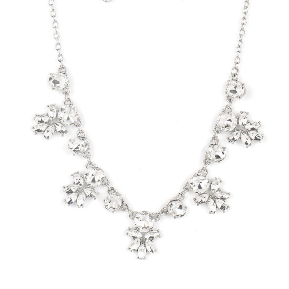 Paparazzi Silver Necklace with Intricate Floral Design Prissmatic Propposal